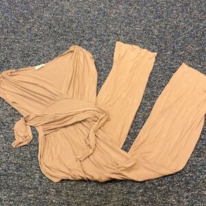 Body Central Pant Suit sz. M